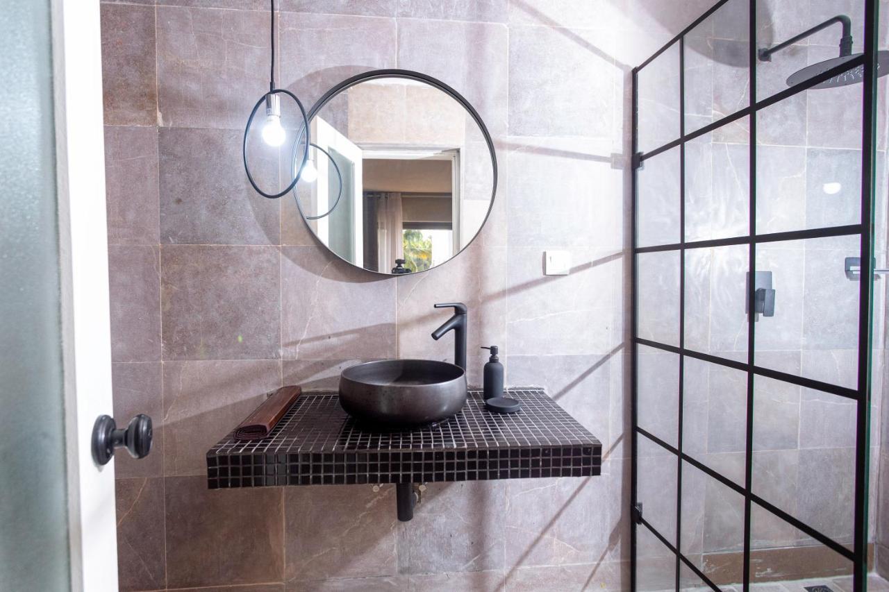 Serenity Residences & Spa - Kokrobite Beach Екстер'єр фото