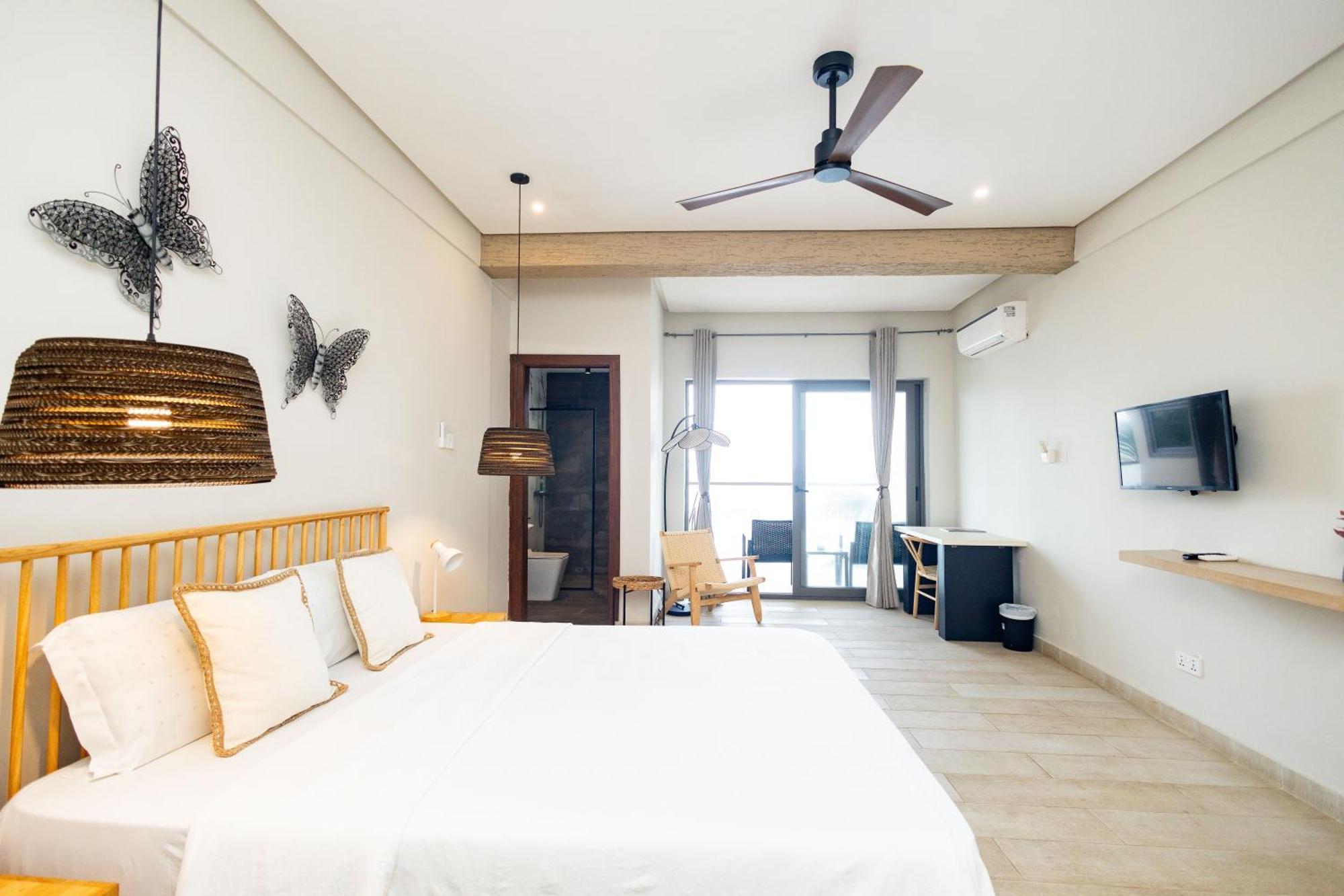 Serenity Residences & Spa - Kokrobite Beach Екстер'єр фото